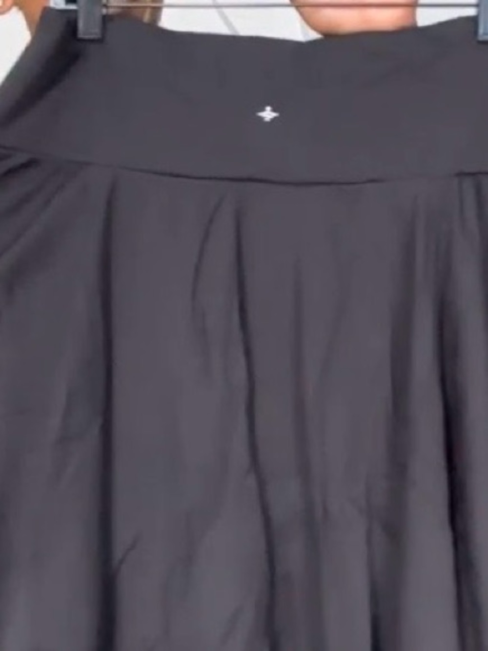 🆕 Dropping soon! HALARA Black Athletic Skort